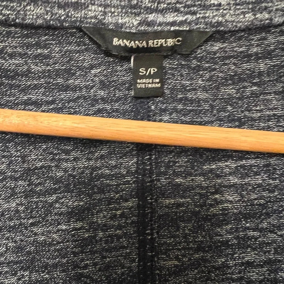 Banana Republic cardigan, grayish blue, size small. - Picture 5 of 5